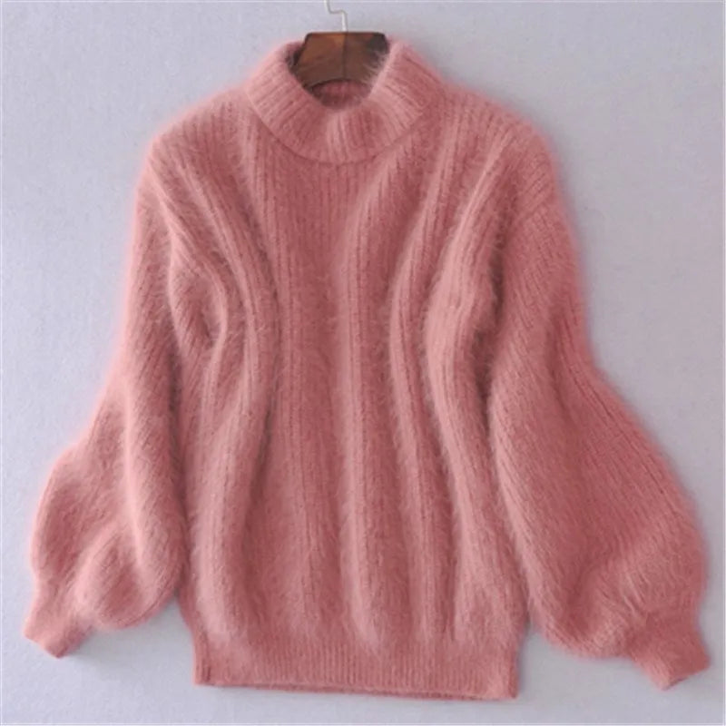 Brenda – Klasyczny Sweter w Stylu Angora