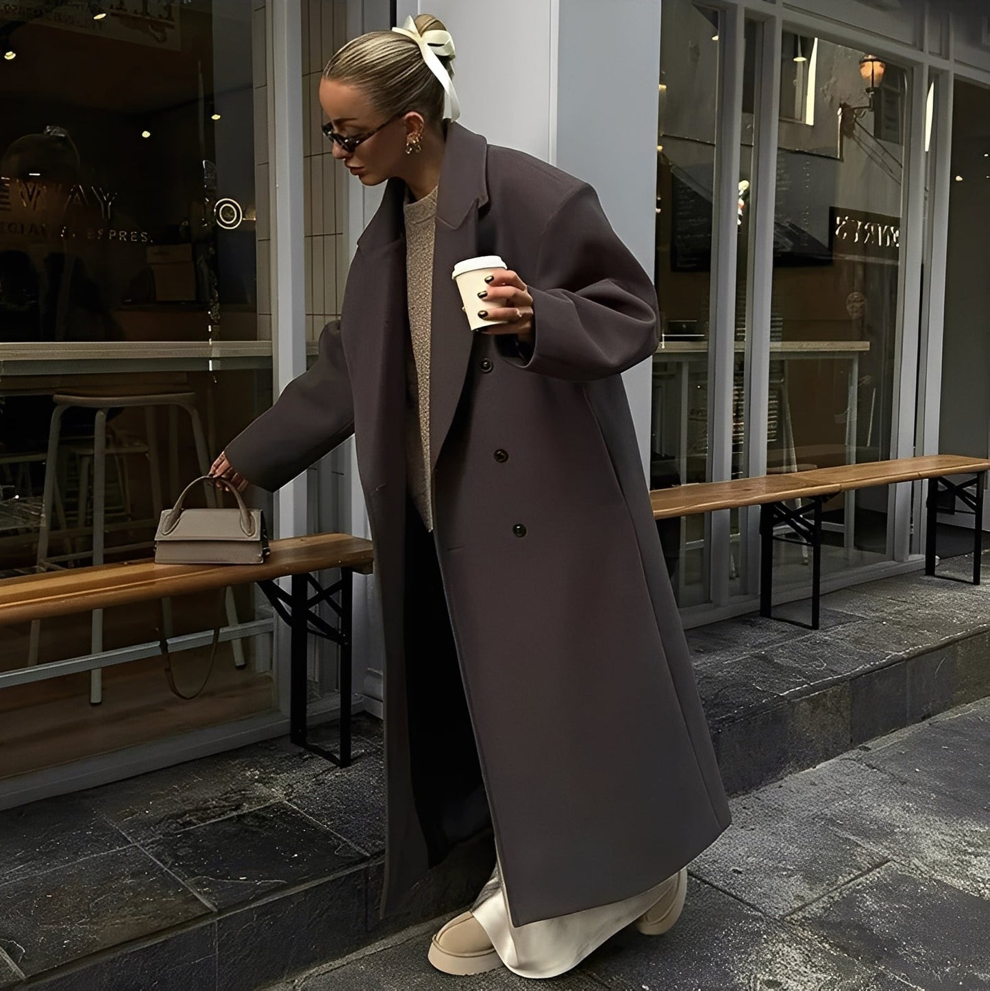 Kaelea - Elegancka, wygodna damska kurtka na wiatr