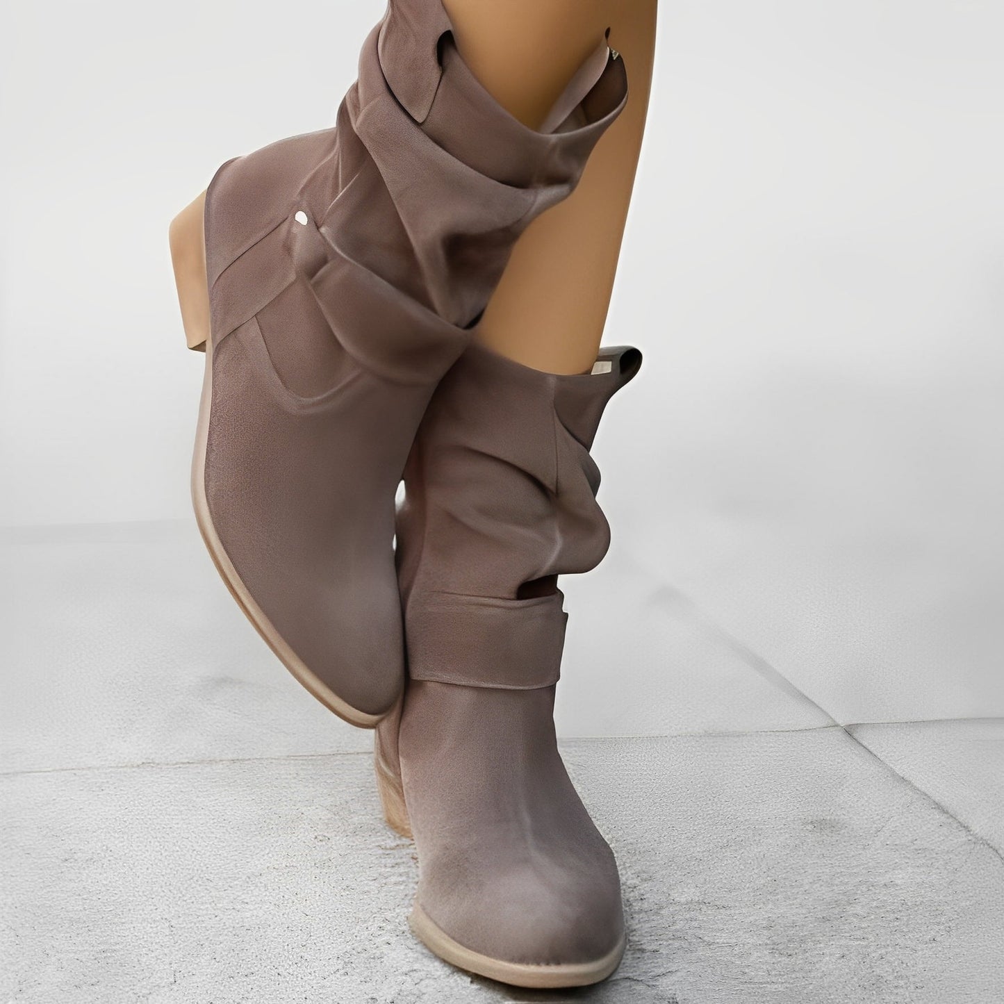 Celestine - Trendy krótkie buty z okrągłym przodem dla kobiet
