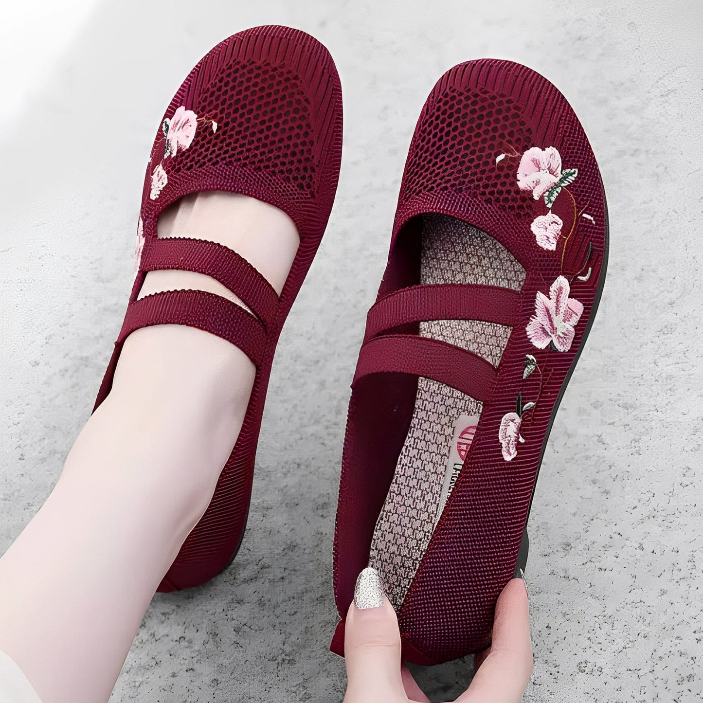 Jazmin - Swobodne, przewiewne buty z haftem dla kobiet