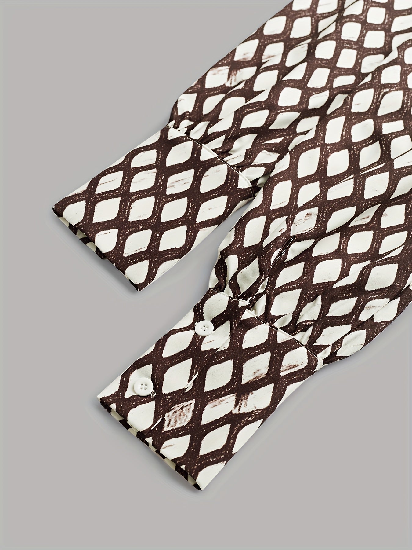 Bella - Elegancka sukienka w romby z dopasowaną talią