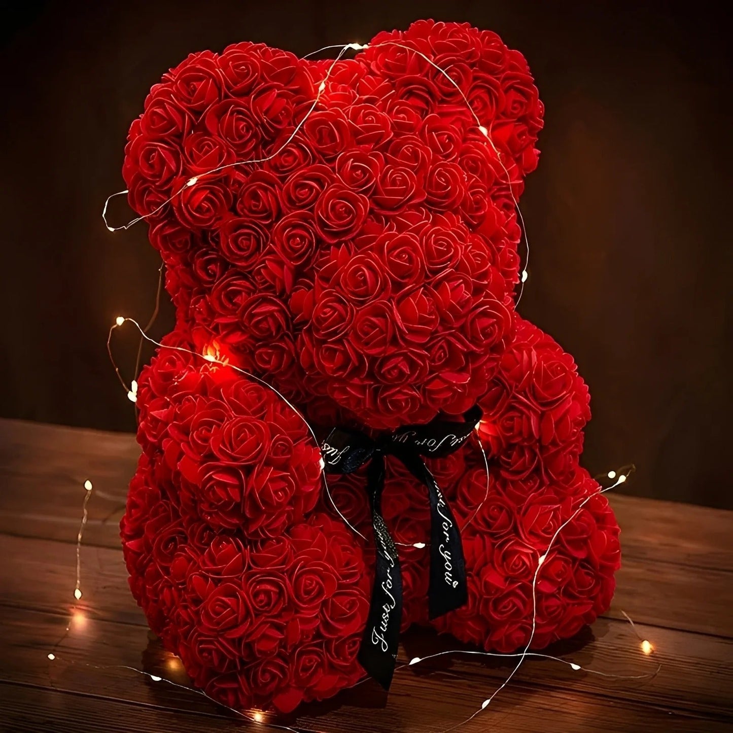 Teddie - Romantyczny Miś z Róż i LED Pudełkiem na Walentynki