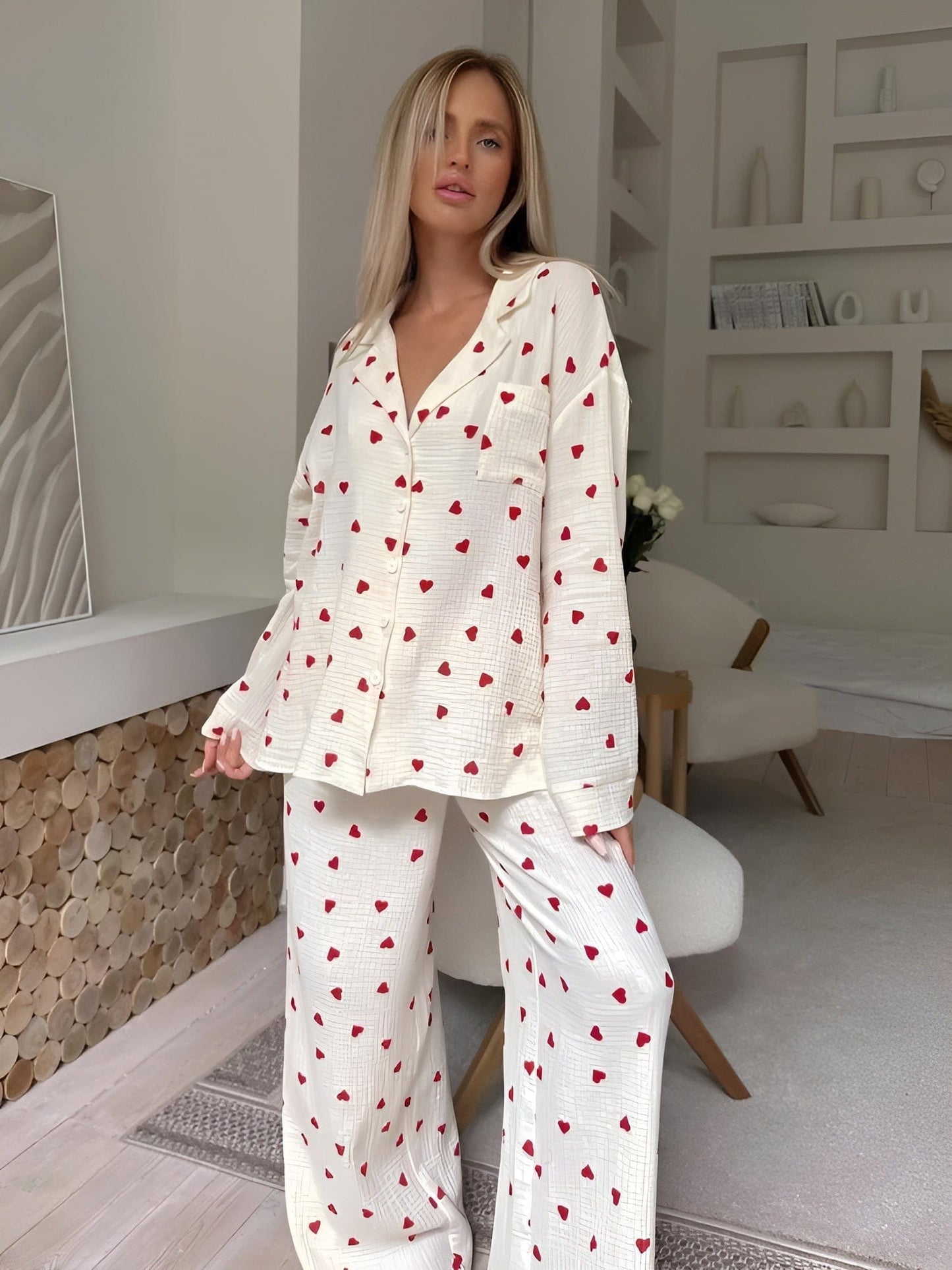 Lola – Stylowa piżama z motywem serc