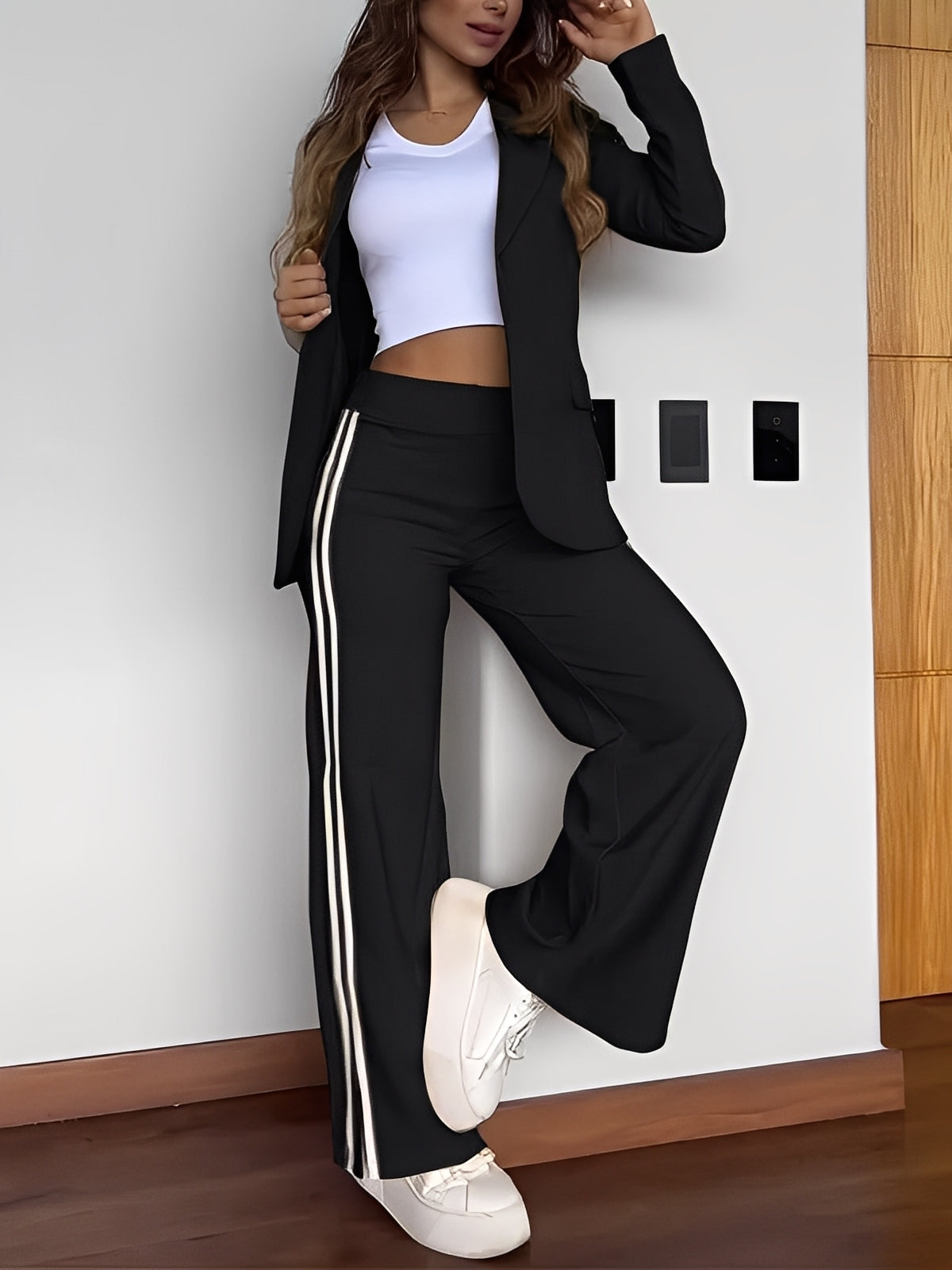 Kristina - Stylowy damski zestaw dwuczęściowy