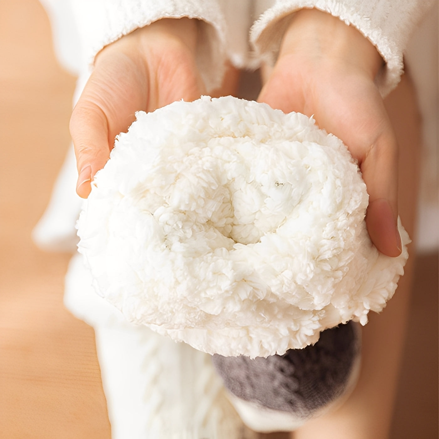 Danika - Nowoczesne dziane pluszowe skarpetki z sercem dla kobiet