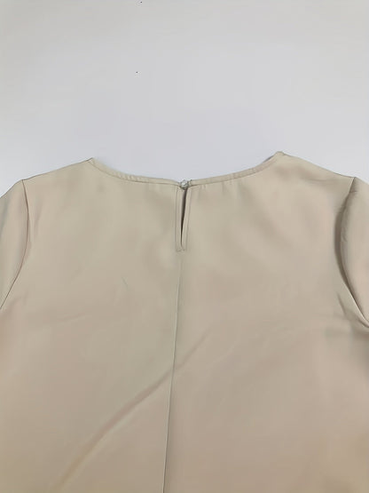 Laure – Luźna Sukienka o Prostej Linii i Ponadczasowym Stylu