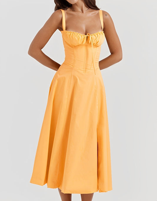 Alyssa - Dopasowana midi sukienka w kwiatowy wzór dla kobiet