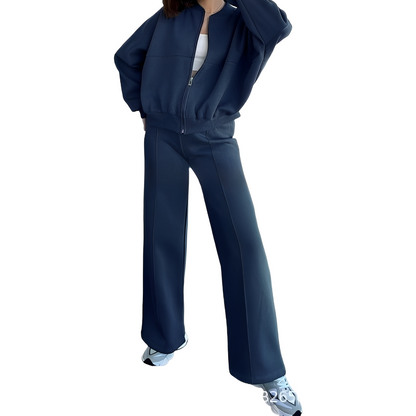 Nina - Nowoczesny dwuczęściowy zestaw wypoczynkowy dla kobiet