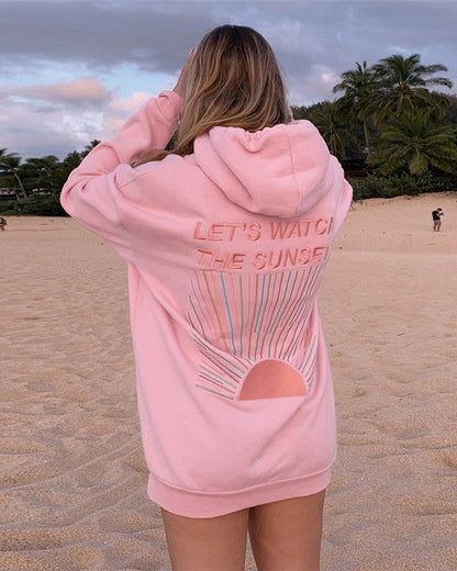 Jaquelyn - Stylowy, luźny damski hoodie z nadrukiem