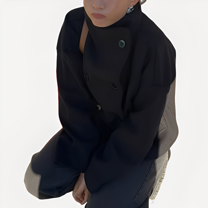 Carolyn - Elegancka wełniana kurtka jednorzędowa dla kobiet