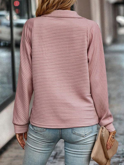 Vina – Stylowy sweter z półzamkiem