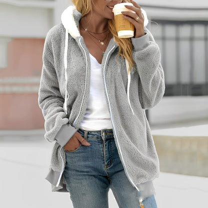 Chloe - Ciepła kurtka z kapturem i podszewką Sherpa dla kobiet