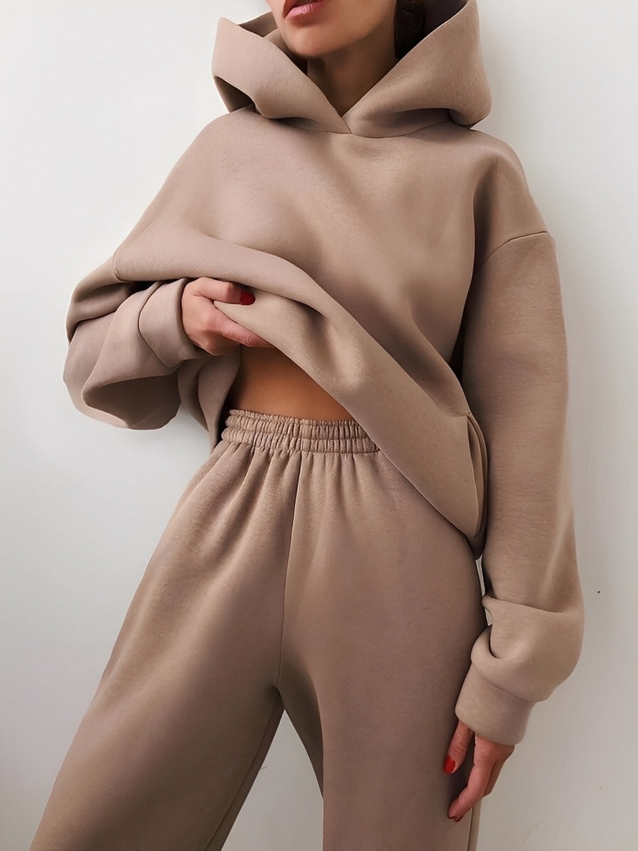 Jasmine - Luźny damski dres z kapturem