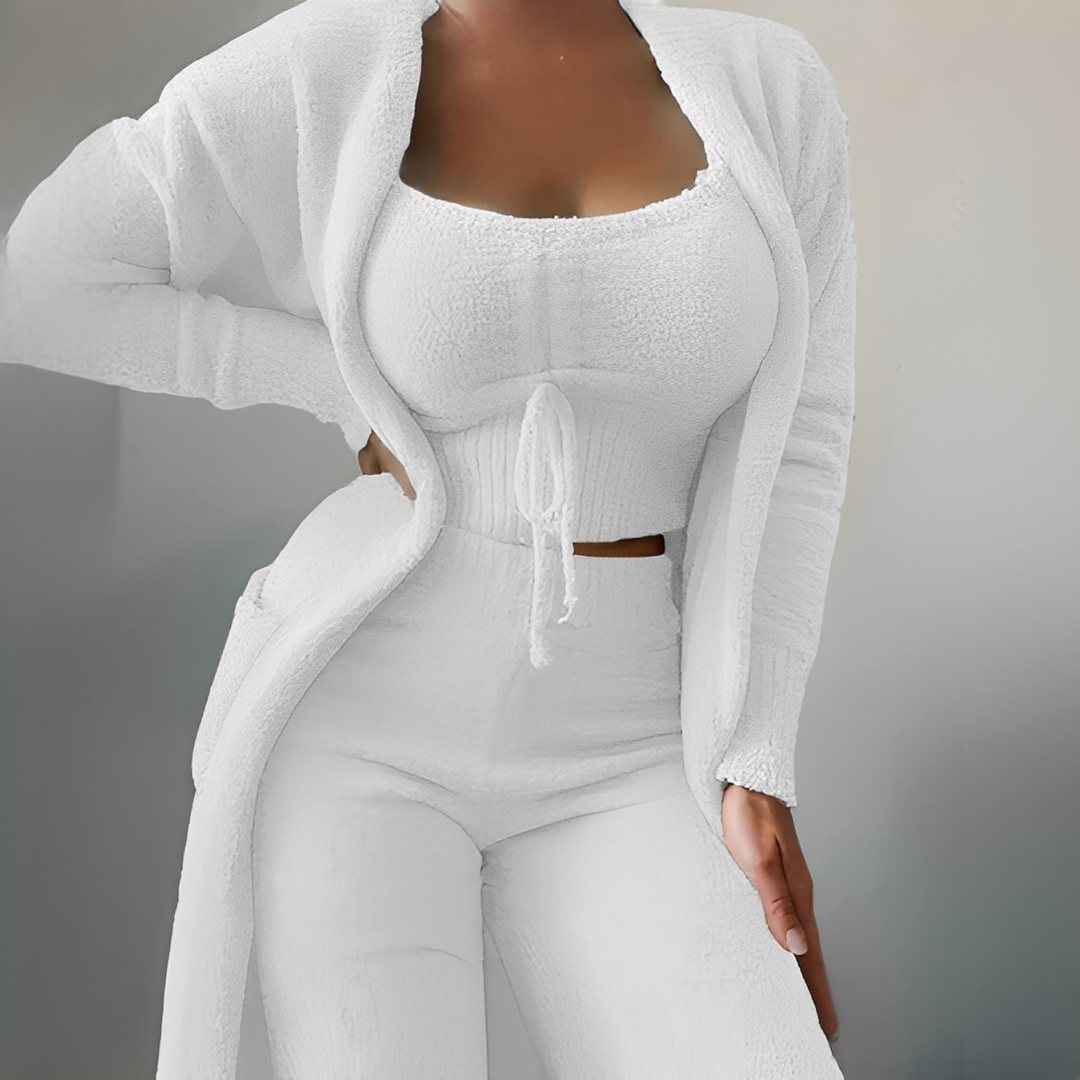 Hilda - Zestaw wygodnej damskiej piżamy 3-częściowej