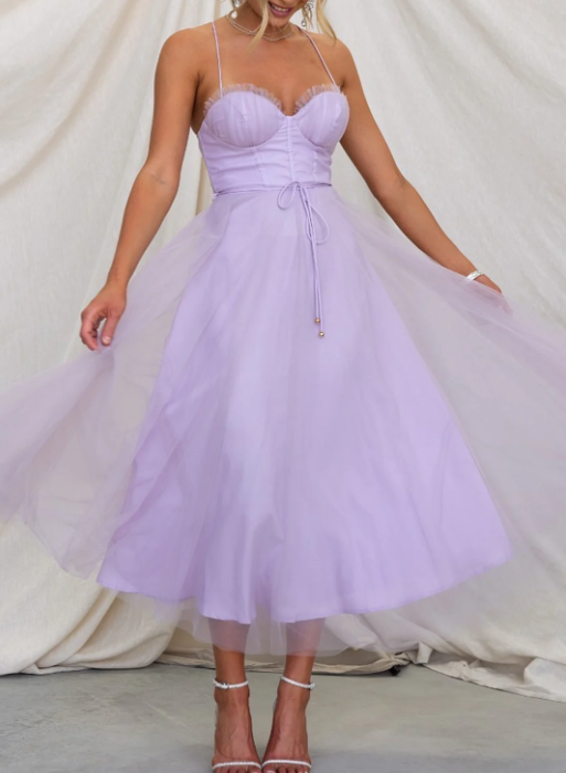 Jana – Zwiewne midi sukienki na gorące letnie dni