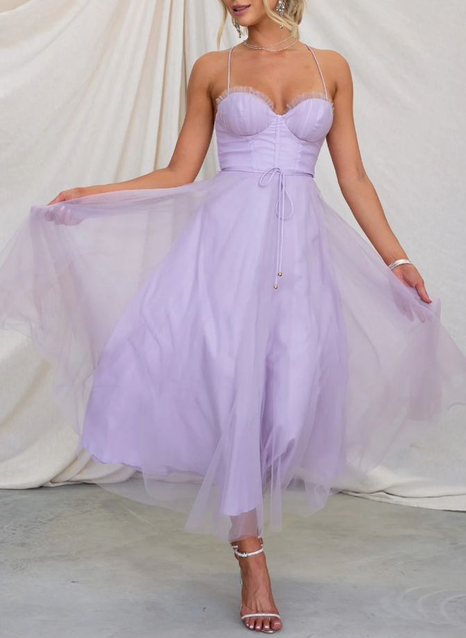 Jana – Zwiewne midi sukienki na gorące letnie dni