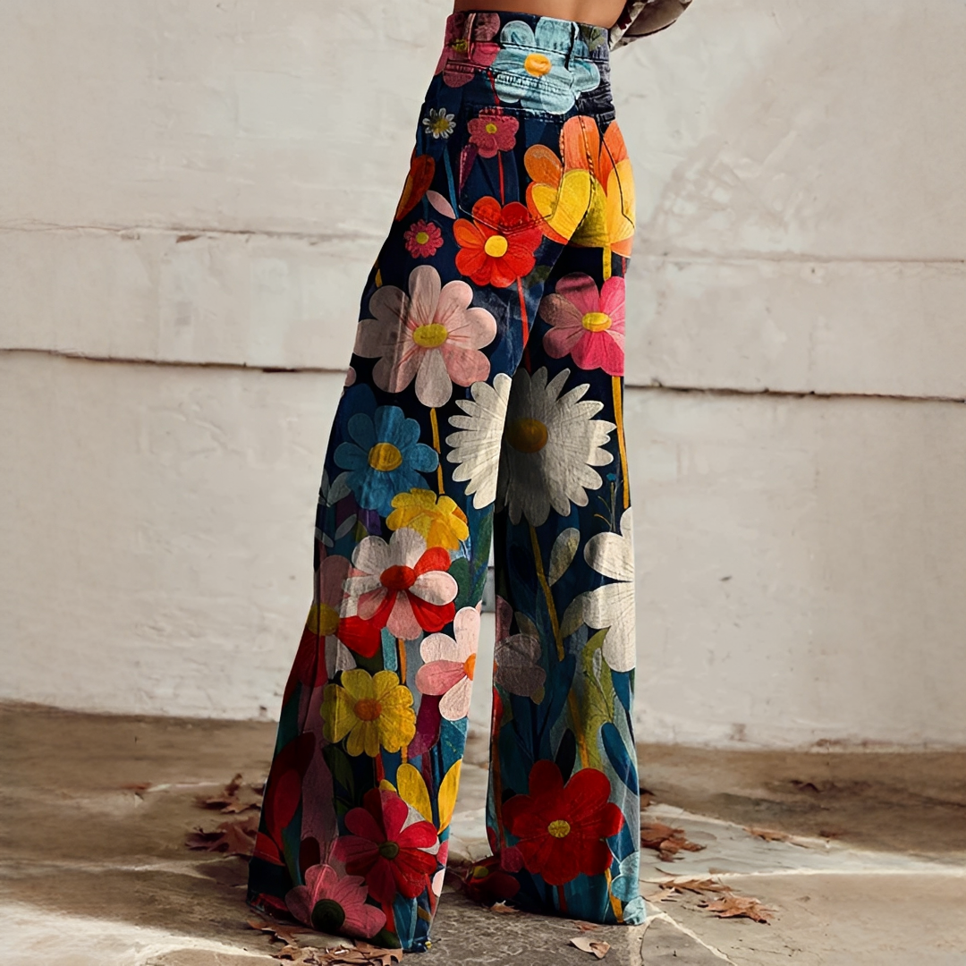 Charo - Kobiece szerokie spodnie z kwiatowym wzorem