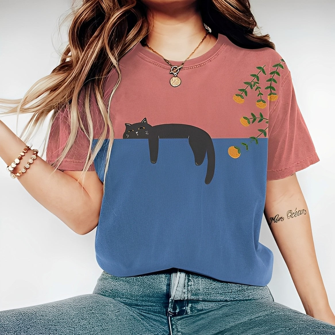Alvina - Swobodny T-Shirt z wzorem dla kobiet