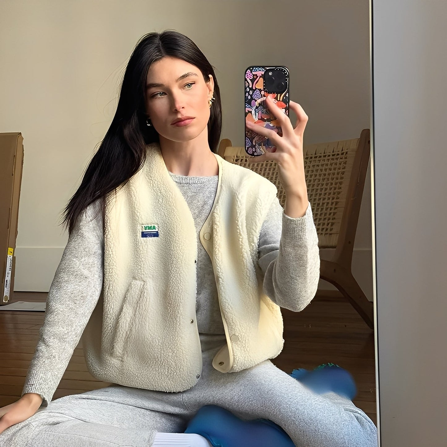 Vanessa - Swobodna damska kamizelka polarowa