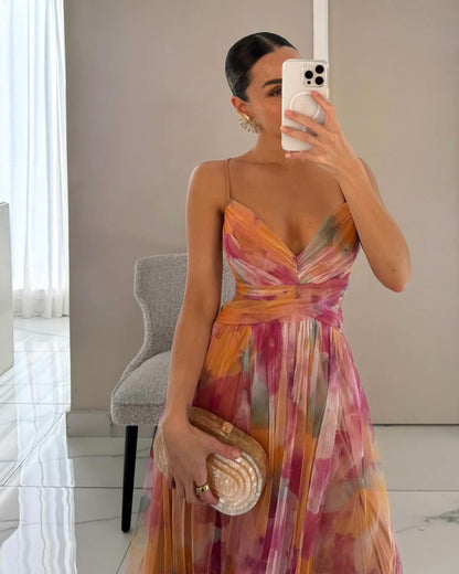 Alina – Długa sukienka z dekoltem V dla gości weselnych
