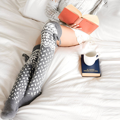 Corinne - Stylowe Świąteczne Wełniane Skarpety dla Kobiet