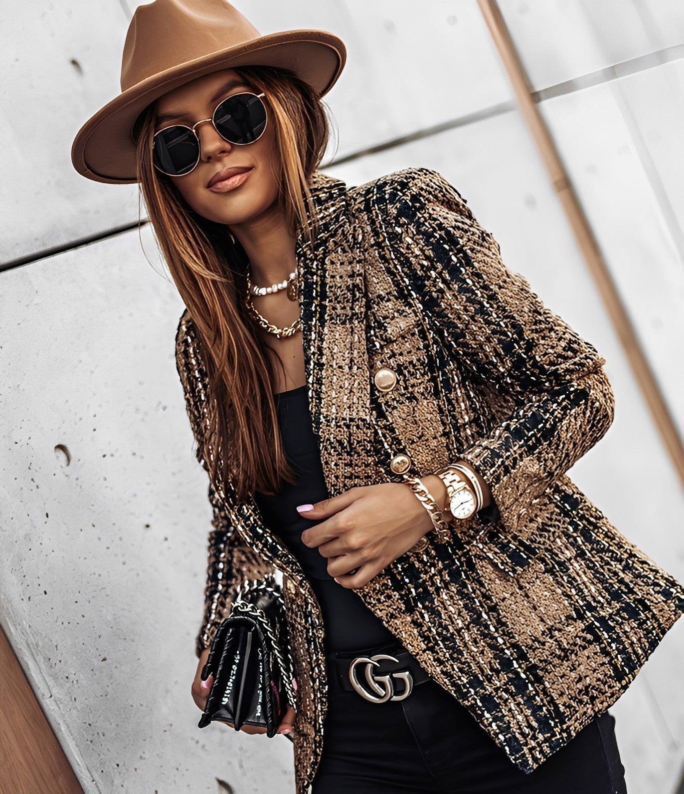 Cheri - Stylowy, dobrze dopasowany żakiet w kratę dla kobiet