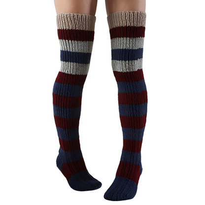 Rhianna - Eleganckie długie skarpety w paski dla kobiet