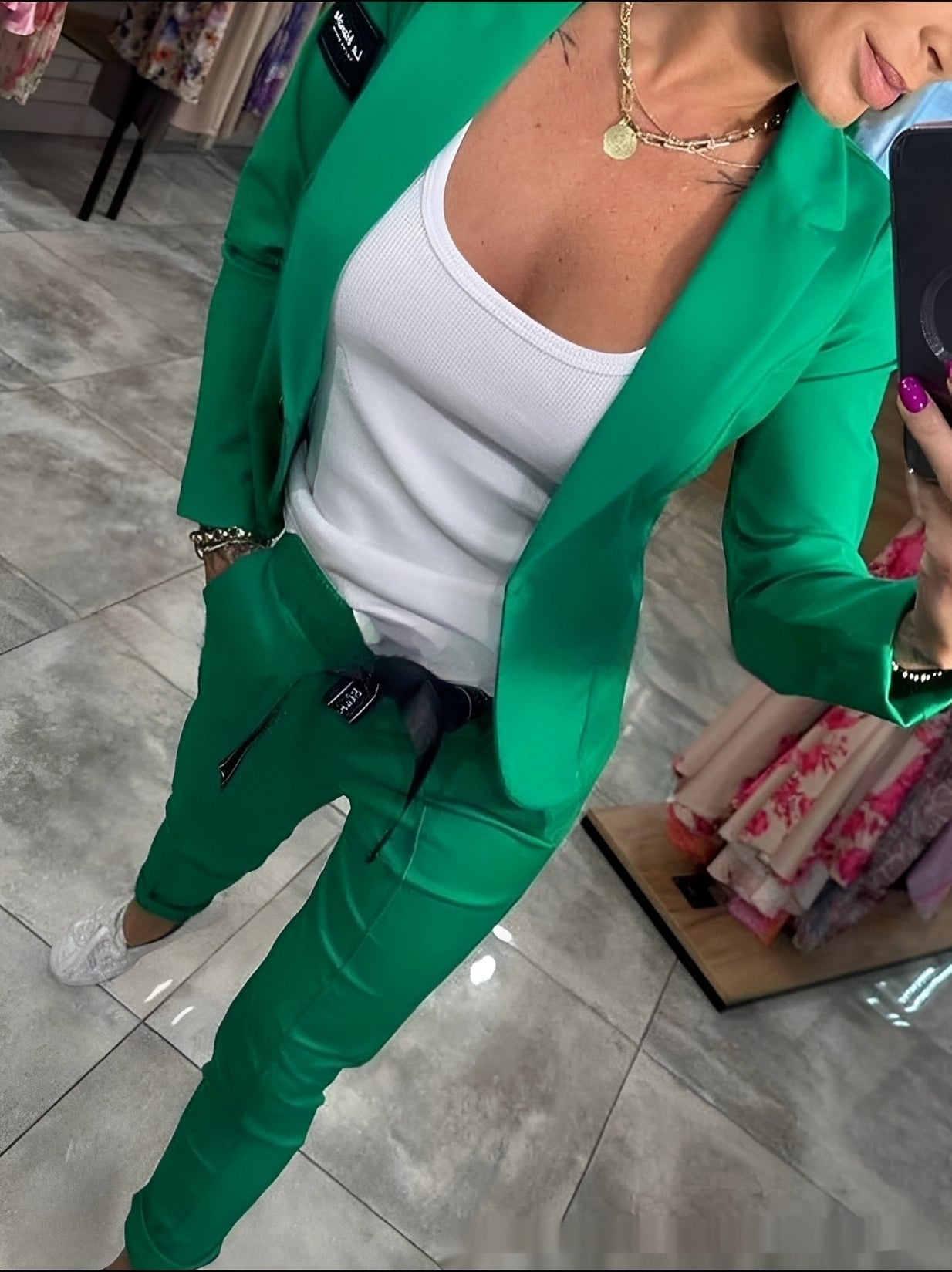 Kassandra - Modny dres dla kobiet