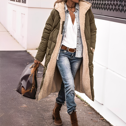 Nadège - Damski długi pikowany płaszcz zimowy z kapturem