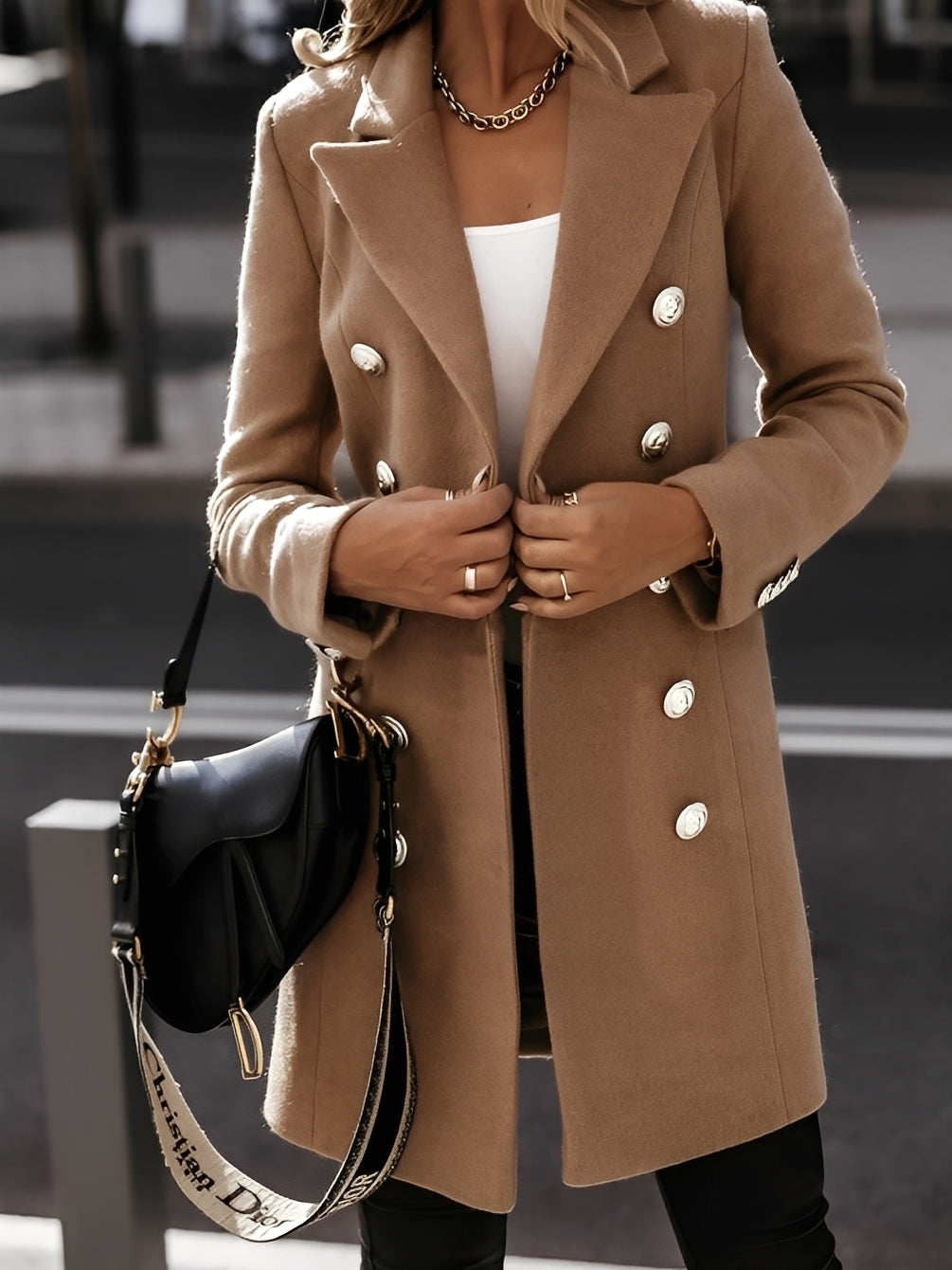 Amanda - Modny wełniany płaszcz dwurzędowy dla kobiet
