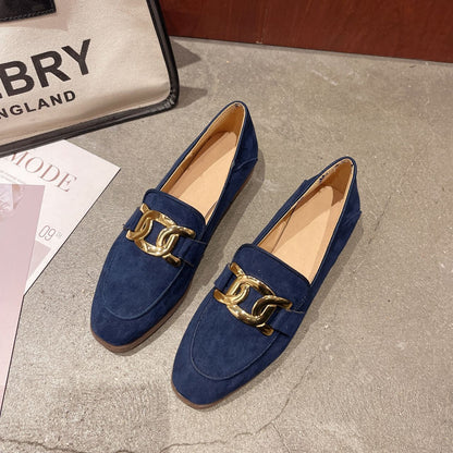 Alice - Klasyczne, solidne loafersy z zamszu dla kobiet