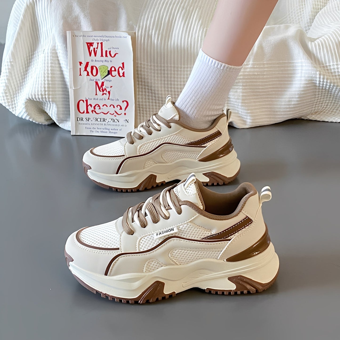 Rachel - Luźne mesh sneakersy z wysokim obcasem dla kobiet