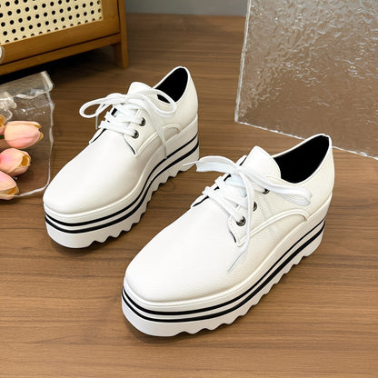 Joanne - Modne sneakersy na platformie z grubą podeszwą dla kobiet