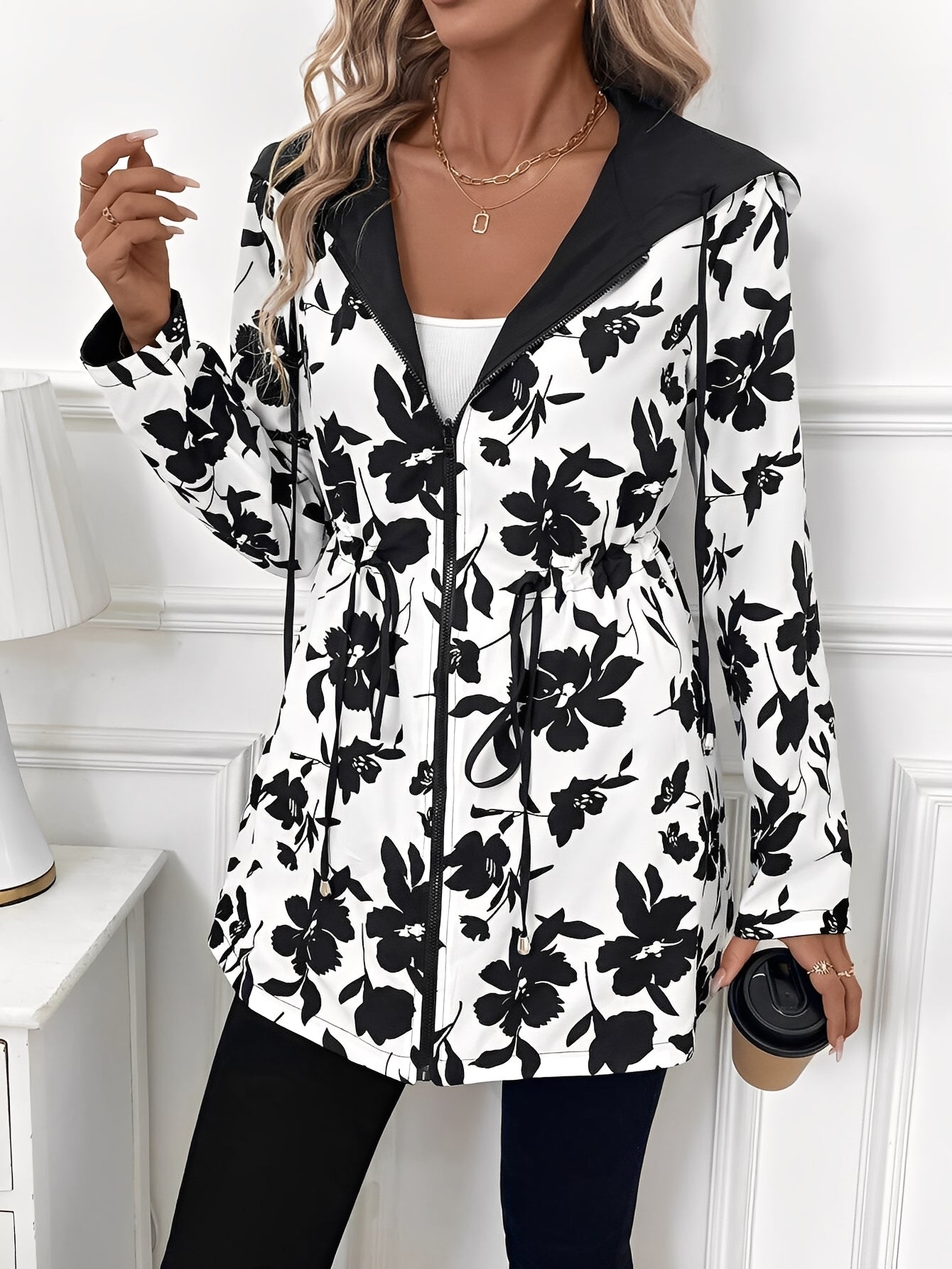 Jennelle - Stylowa dwustronna kurtka z kapturem dla kobiet