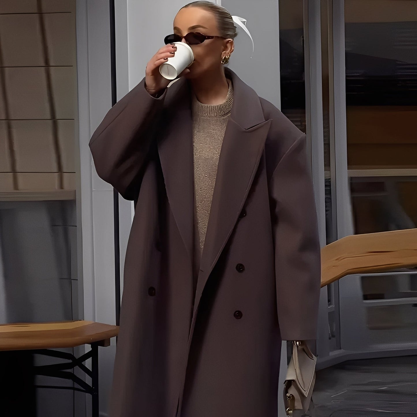 Kaelea - Elegancka, wygodna damska kurtka na wiatr