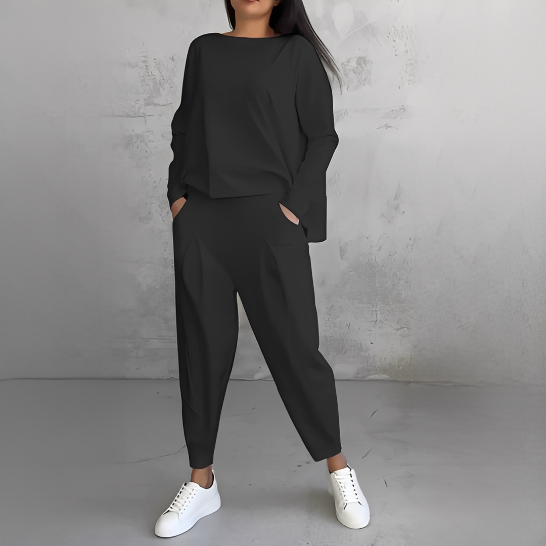 Lilian - Modny zestaw koszuli i spodni dla kobiet