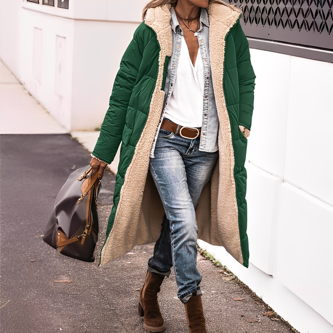 Nadège - Damski długi pikowany płaszcz zimowy z kapturem