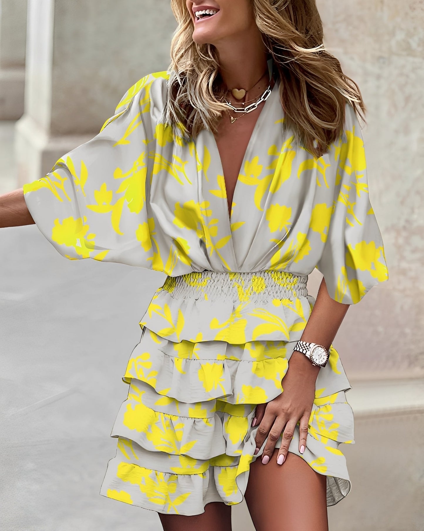 Margie - Stylowa, nieregularna sukienka mini dla kobiet