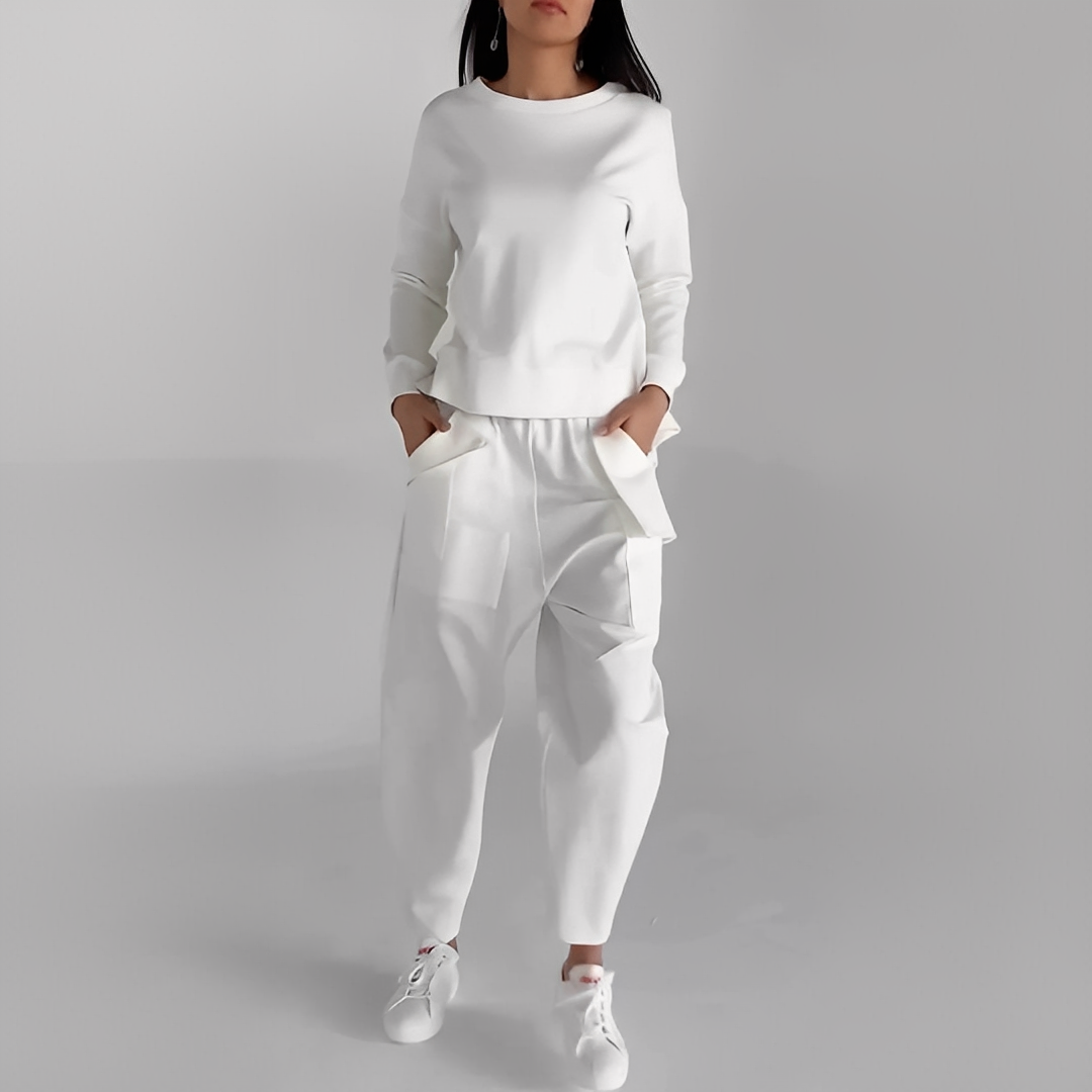 Lilian - Modny zestaw koszuli i spodni dla kobiet