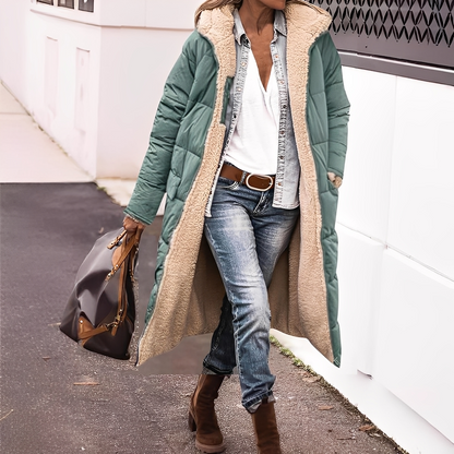 Nadège - Damski długi pikowany płaszcz zimowy z kapturem