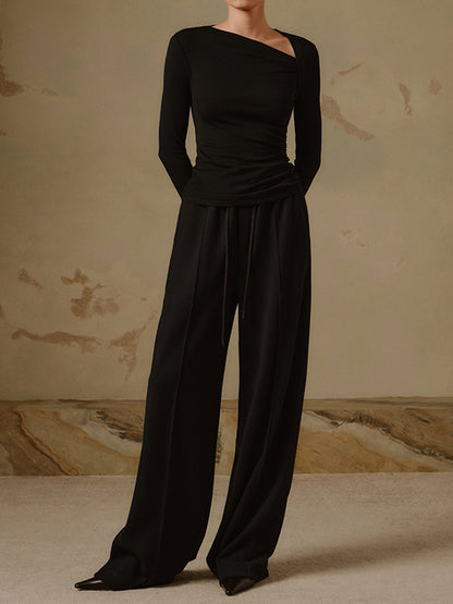 Selina – Prążkowany Asymetryczny Top z Długim Rękawem