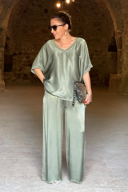 Brittany - Satynowy Zestaw Pełen Elegancji