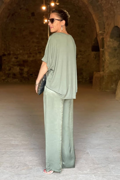 Brittany - Satynowy Zestaw Pełen Elegancji