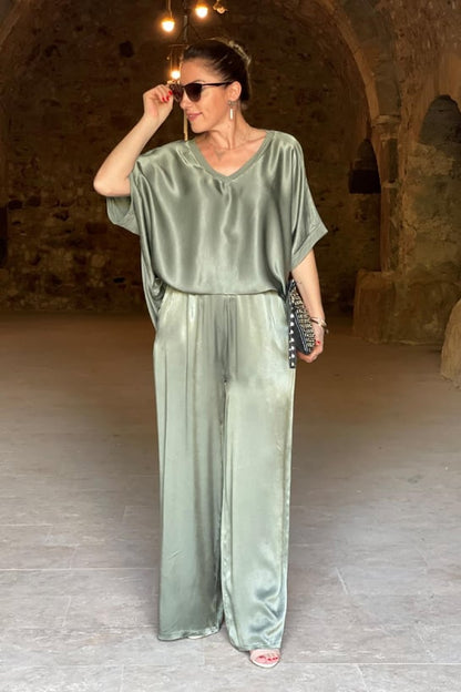 Brittany - Satynowy Zestaw Pełen Elegancji