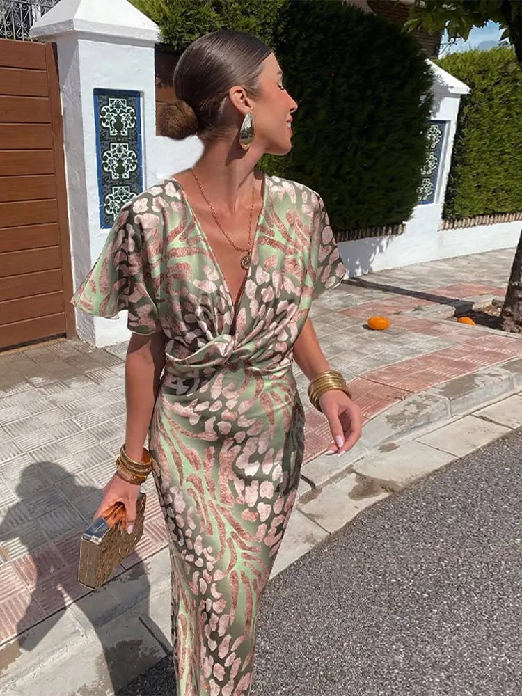 Cosima - Damska sukienka z dekoltem w serek