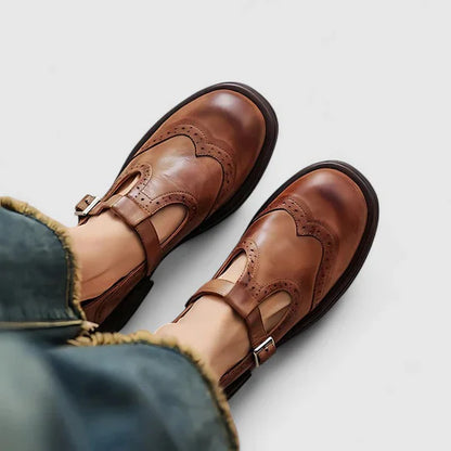 Léana - Klasyczne damskie skórzane buty z paskiem T