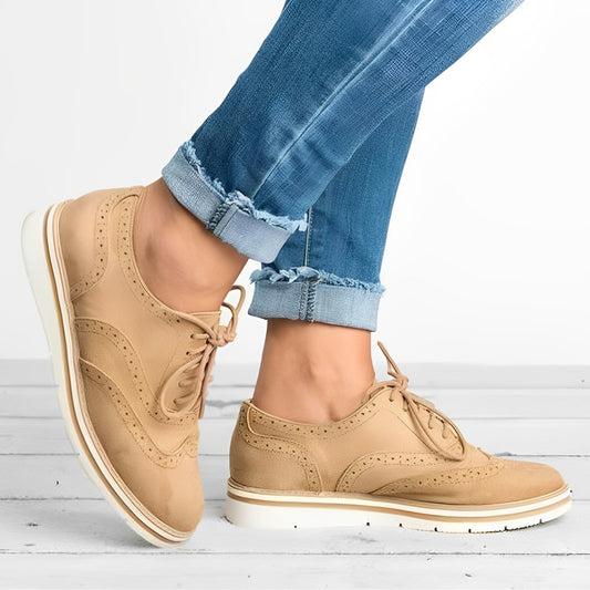 Sloane – Oxford-sznurowane buty z wycięciem