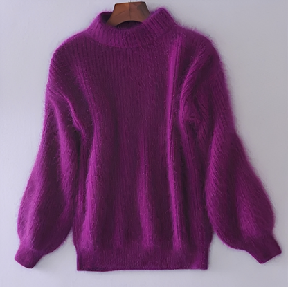Brenda – Klasyczny Sweter w Stylu Angora