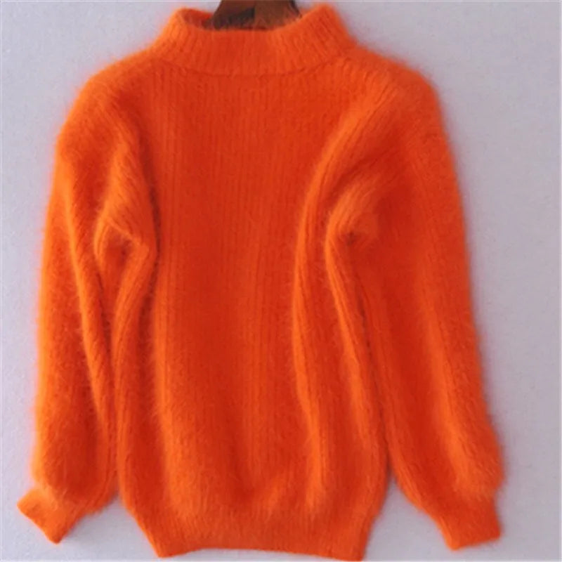 Brenda – Klasyczny Sweter w Stylu Angora