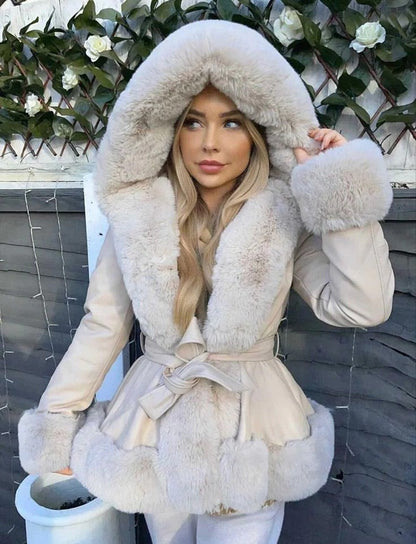 Valeria – Ekskluzywny płaszcz futrzany dla kobiet